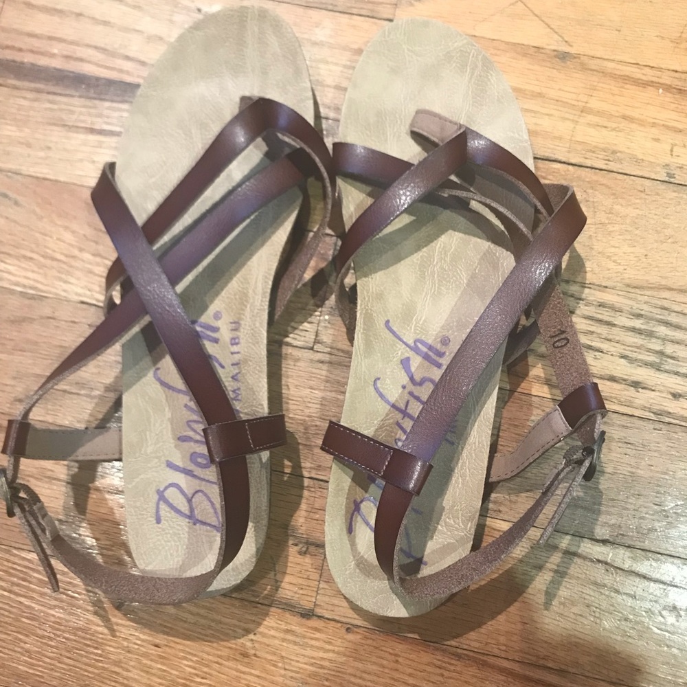 Blowfish brown sandals size 10 never worn